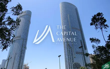 إطلالة بانورامية على المدينة والقناة | طابق مرتفع