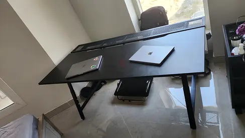My Black Minimal Study/Computer Desk - Good Condition