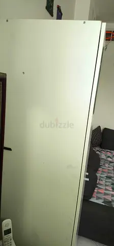White Ikea wardrobe with cracked mirror — used for few months, selling because of space issues