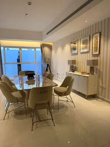 Marble dining table 8 chirs very perfect