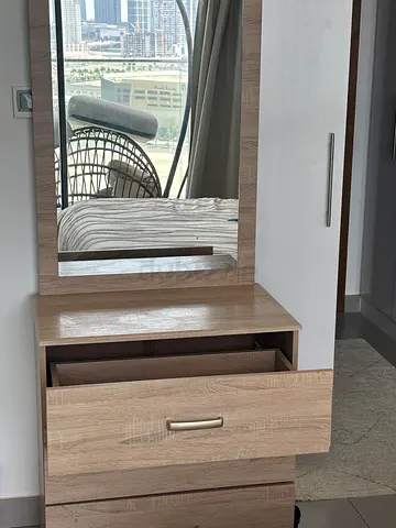 Light oak dresser with mirror and 3 drawers (used)
