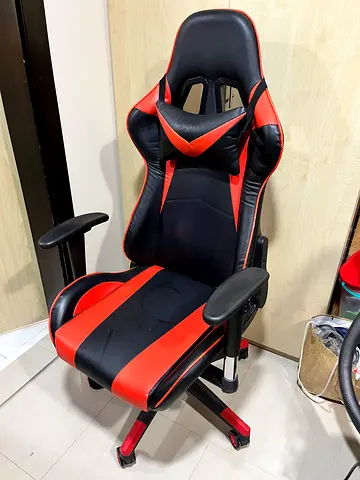 Adult Gaming chair Ergonomic, perfect Condition