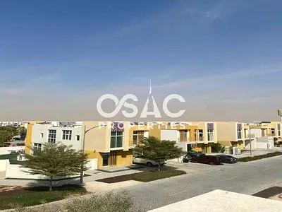 VACANT | EXCLUSIVE 3BR | SPACIOUS LAYOUT