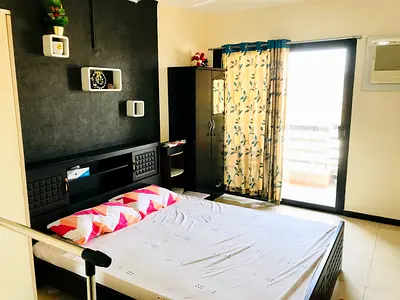 Fully furnished bedroom available for indian couples in shared apartment in Bur dubai from April 25