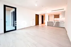 View Today | Bright and Spacious | Top Floor