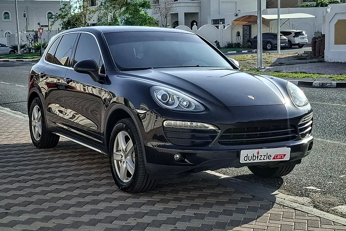 Porsche Cayenne 2013 — photo 1 of 15