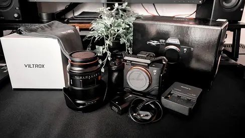 Sony A7 IV  Viltox 16mm 1.8 bundle