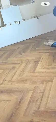 🔥 Herringbone LVT Flooring – Premium Oak Style (Like New) 🔥

📍 Location: Dubai
💰 Price: 30 AED (