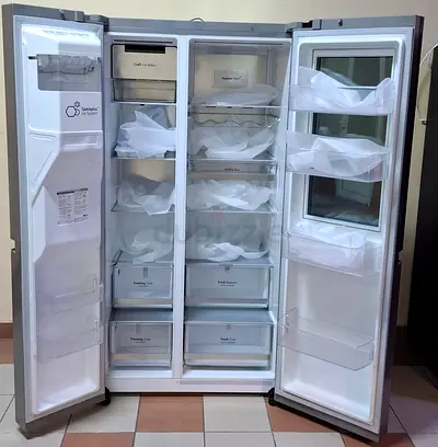 LG ThinQ Model KNOCK Door insta view Side-by-Side Fridge and Freezer With ice maker water dispenser