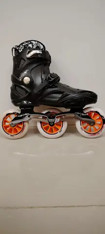 Black inline skates (rollerblades) — good condition sizes 40-41-42-43-44