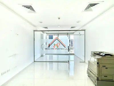 FULLY FITTED || PRIME LOCATION || GLASS PARTITION
