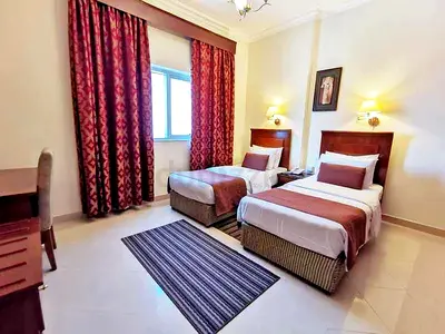 Shared bedroom in furnished apartment, 5 minutes walking from Internet City Metro Station