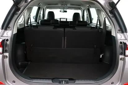 Toyota Veloz GX, миниатюра 18