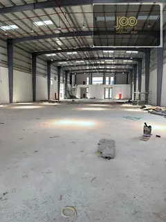 21k sq.ft warehouse, showroom, mezzanine, 200KW