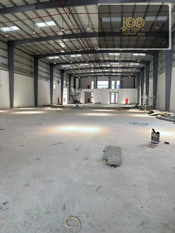 21k sq.ft warehouse, showroom, mezzanine, 200KW