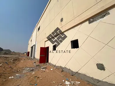للإيجار – مستودع مميز على شارع رئيسي
