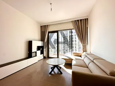 Stylish Fully Furnished | Mid Floor | Ready to Move In