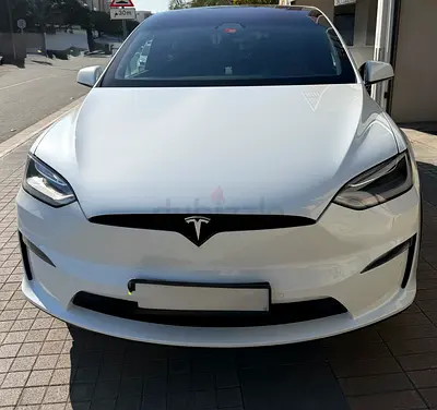 Tesla X plaid