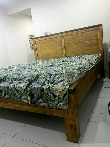 SOLID ACACIA WOOD BED with Mattress