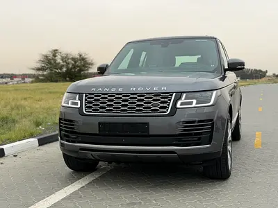 Land Rover Range Rover SE 2018 - GCC Specs - Excellent Condition