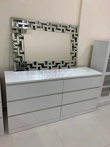 White 6-Drawer Dresser with Decorative Mirrored Frame