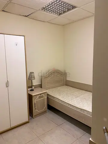 Small Room for rent in DIFC