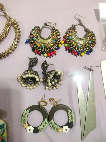 Lot of womens earrings — boho, pearl, wooden  silver styles