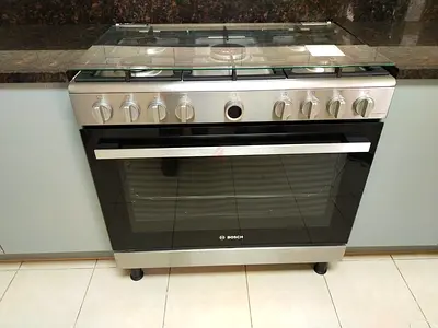 Bosch 90cm Freestanding Gas Cooker with Oven - Stainless Steel, Good Condition latest model