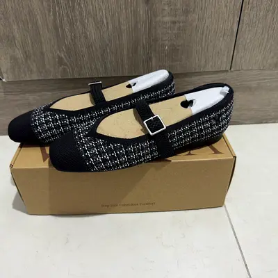 Vivaia (Original Brand New- Size 35 EU|US 5)