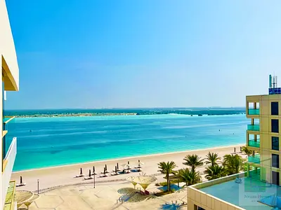 SEA VIEW | Beach Access | Balcony | Spacious |