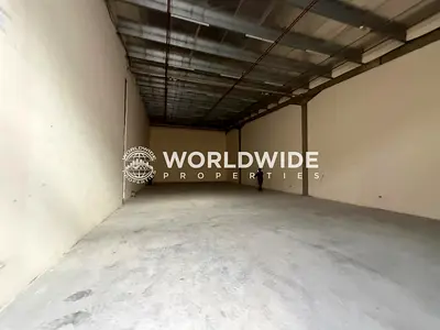 عرض مميز! مستودع جديد كليًا بمساحة 3000 قدم مربع في موقع استراتيجي || طاقة 22 كيلوواط || منطقة الجرف الصناعية 2
