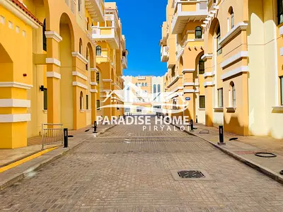Specious 1 BHK with 2 Bath Close to All Facilities
