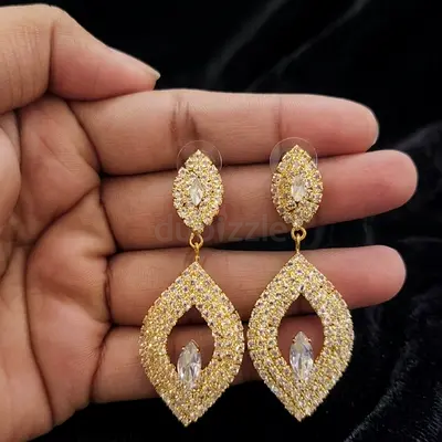 Elegant Gold Chandelier Earrings