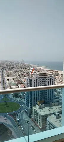 3bedrom apartment yearly basis in Ajman one tower