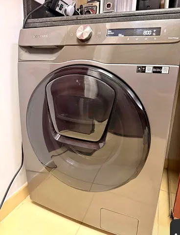 Samsung washer  dryer combo 10 kg washer with dryer 7 kg like new