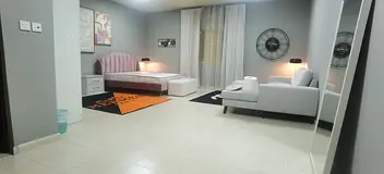 Master bed room for rent in jumeirah