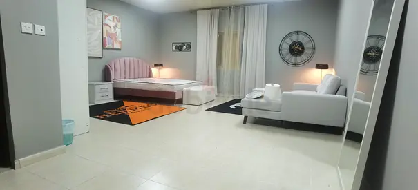Master bed room for rent in jumeirah