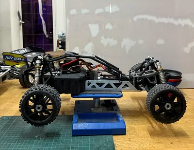 RC Buggy 1/8 Brushless 4WD – Aluminum Chassis – With Battery – Very Fast – No Remote