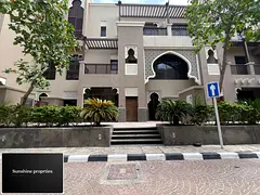 Spacious 4Bedroom Villa all Master’s Bedroom Near Herra Beach