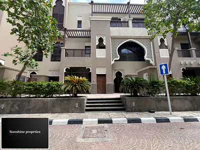 Spacious 4Bedroom Villa all Master’s Bedroom Near Herra Beach