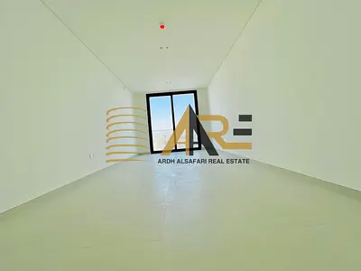 عرض كبير جديد تمامًا مكون من غرفتي نوم وحمامين بدون عمولة بدون رسوم إضافية بدون وديعة دفع 12 شيكًا مع مسبح ومواقف سيارات مغطاة