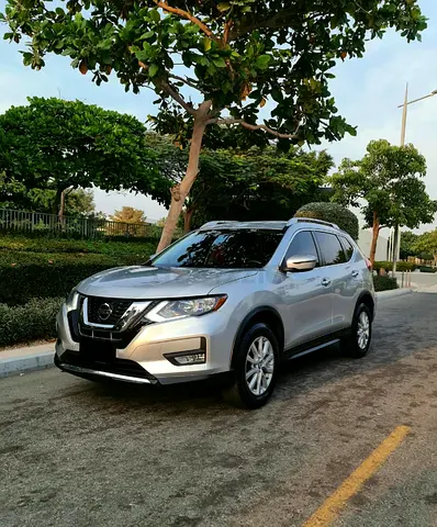 Nissan Rogue SV 2019  VIN:  KNMAT2MT2KP509772  clean title , Fuel Economy SUV — perfect condition an