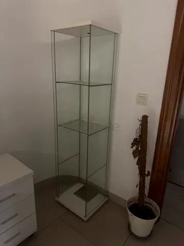 Glass stand shelve