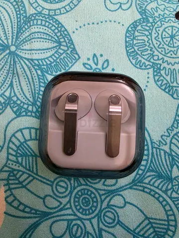 Samsung galaxy buds 4 pro orignal under warranty