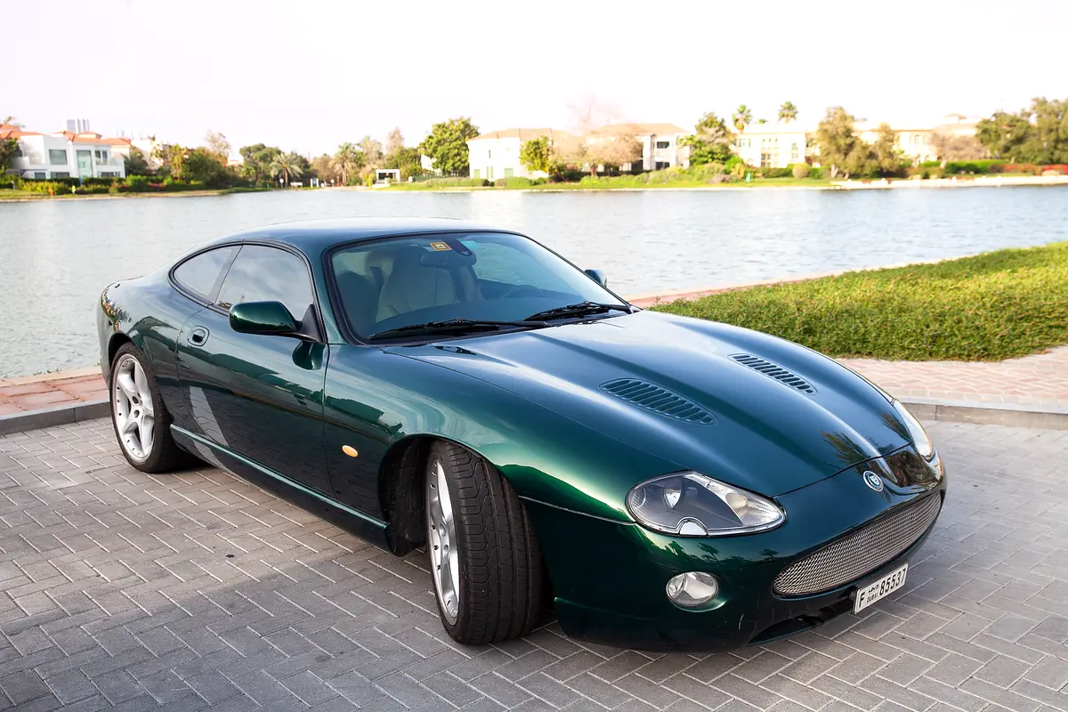 Jaguar XKR 2005 — photo 1 of 9