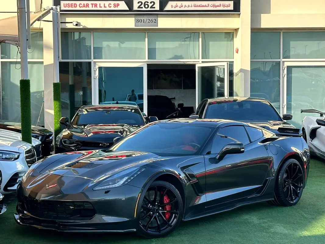 Chevrolet Corvette 2019 — photo 1 of 11