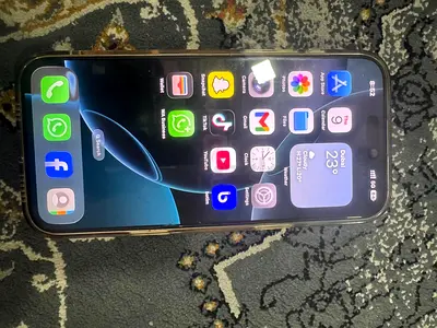 Apple iPhone 16 pro max white titanium