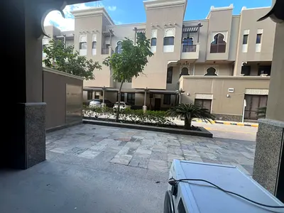 افخم فيلا بتشطيب مميز في الرفاعة - صف أول على البحر - بالقرب من فندق الشيراتون - مساحة واسعة - قريب من جميع الخدمات