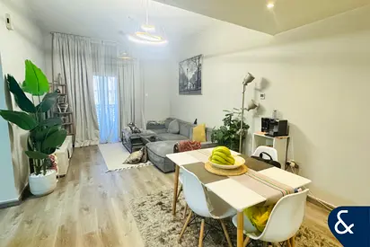 1 bedroom | Vacant On Transfer | Furnished