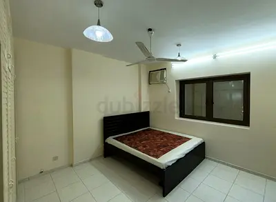 Family Room Available in Al Raffa, Bur Dubai – Near Metro 🚆